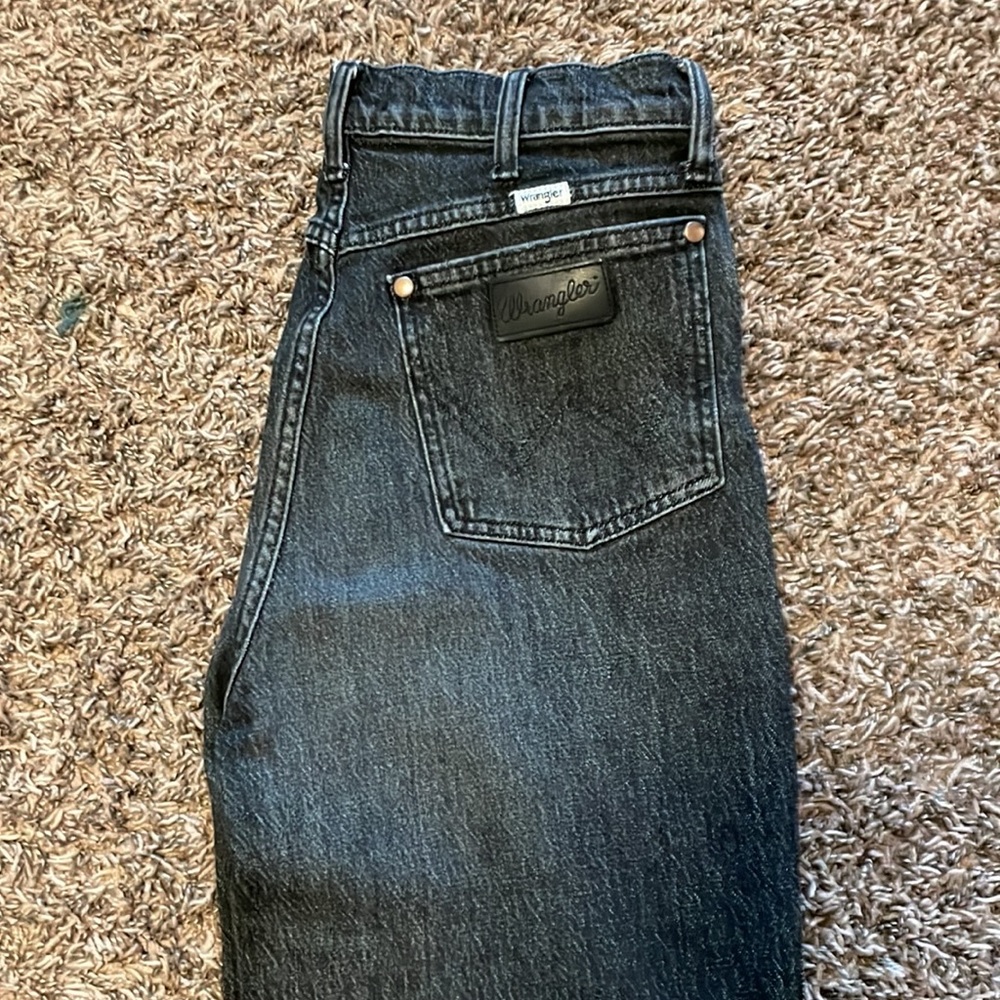 High Rise Women’s black flare wranglers